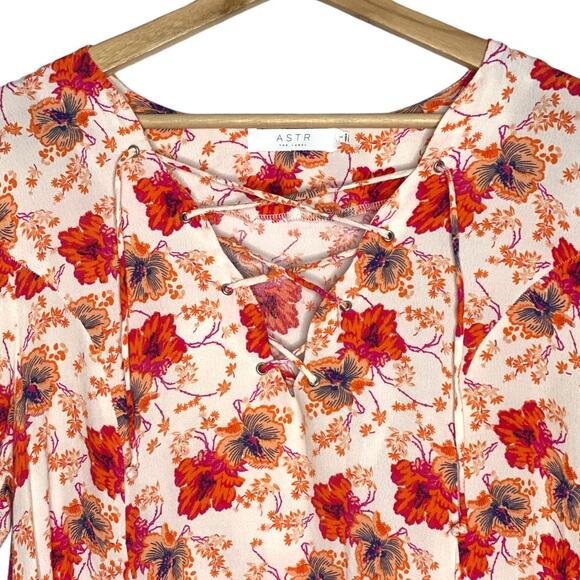 ASTR Floral Mini Dress Women L Hibiscus Lace Up Tropical Cottagecore Beachy Boho - Picture 3 of 8
